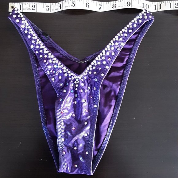 “SOLD” COMPETITION BIKINI SUIT USED. “” - Picture 3 of 7